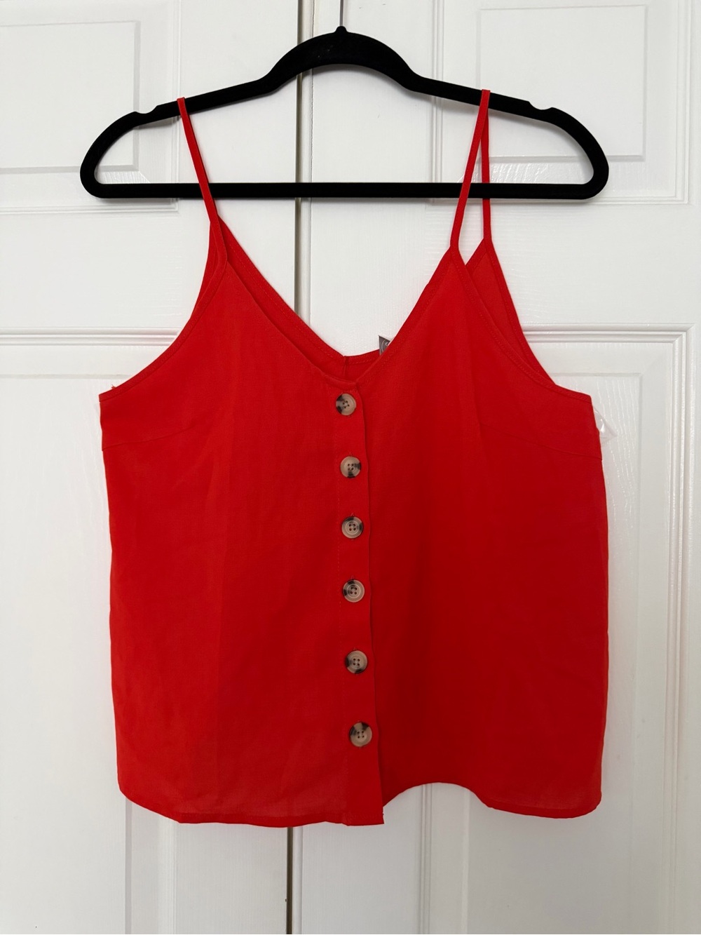 Paper Crane Red Button-Front Spaghetti Strap Camisoleu